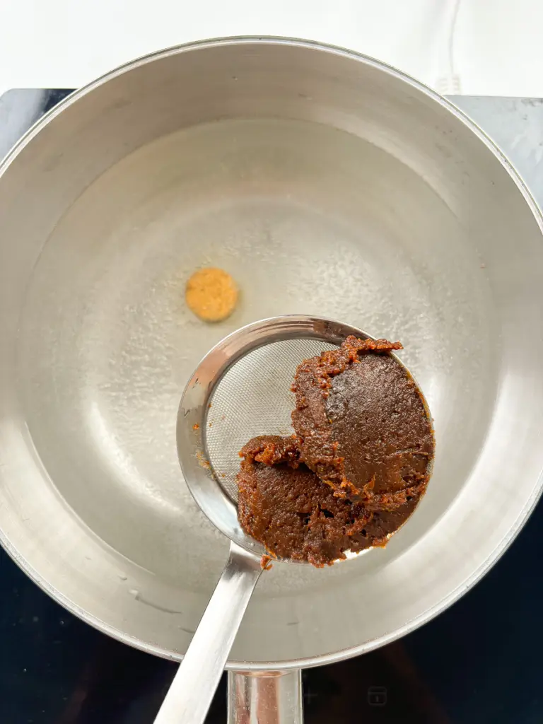 napa cabbage soup, korean soybean paste soup recipe, korean comfort food, doenjang guk