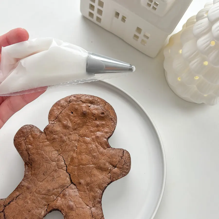 Easy Christmas Brownie Recipe, fudgy Gingerbread Man Brownie, christmas dessert