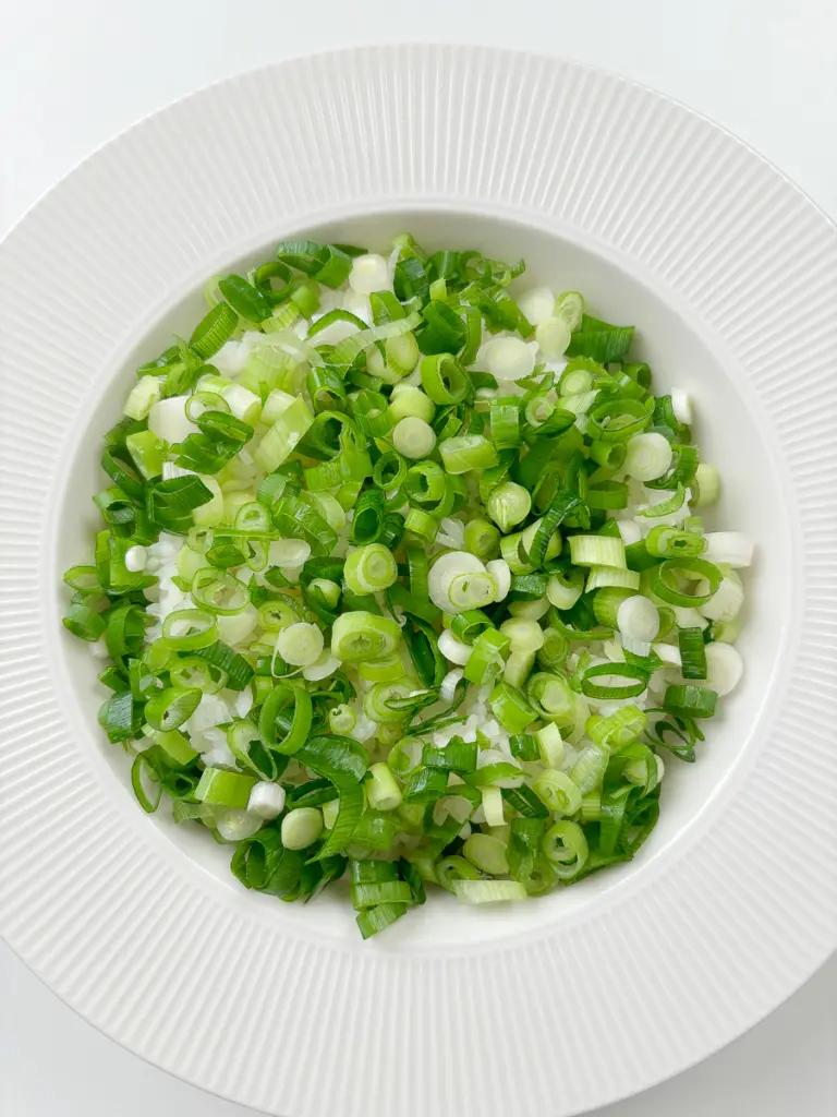 Chef Loner's Mackerel Bibimbap: Culinary Class Wars Recipe Mackerel bibimbap, culinary class wars recipe, Chef Loner in a Hole-in-the-Wall