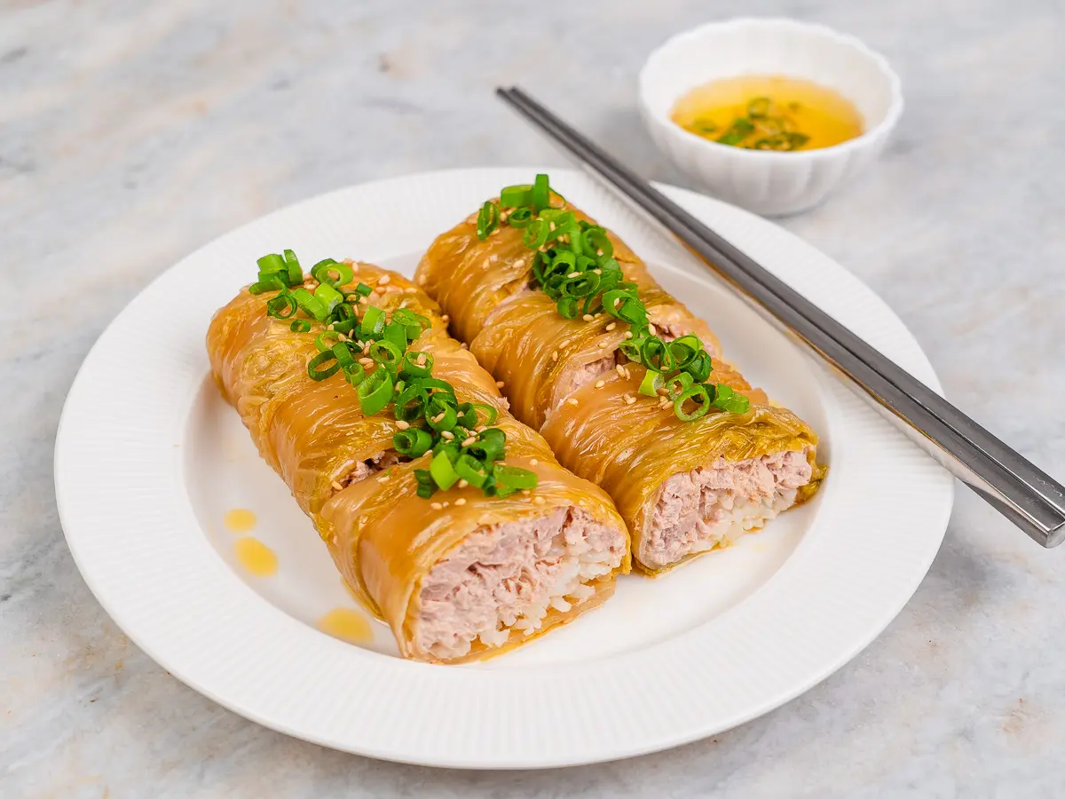 mukcham mari, kimchi kimbap, tuna mayo