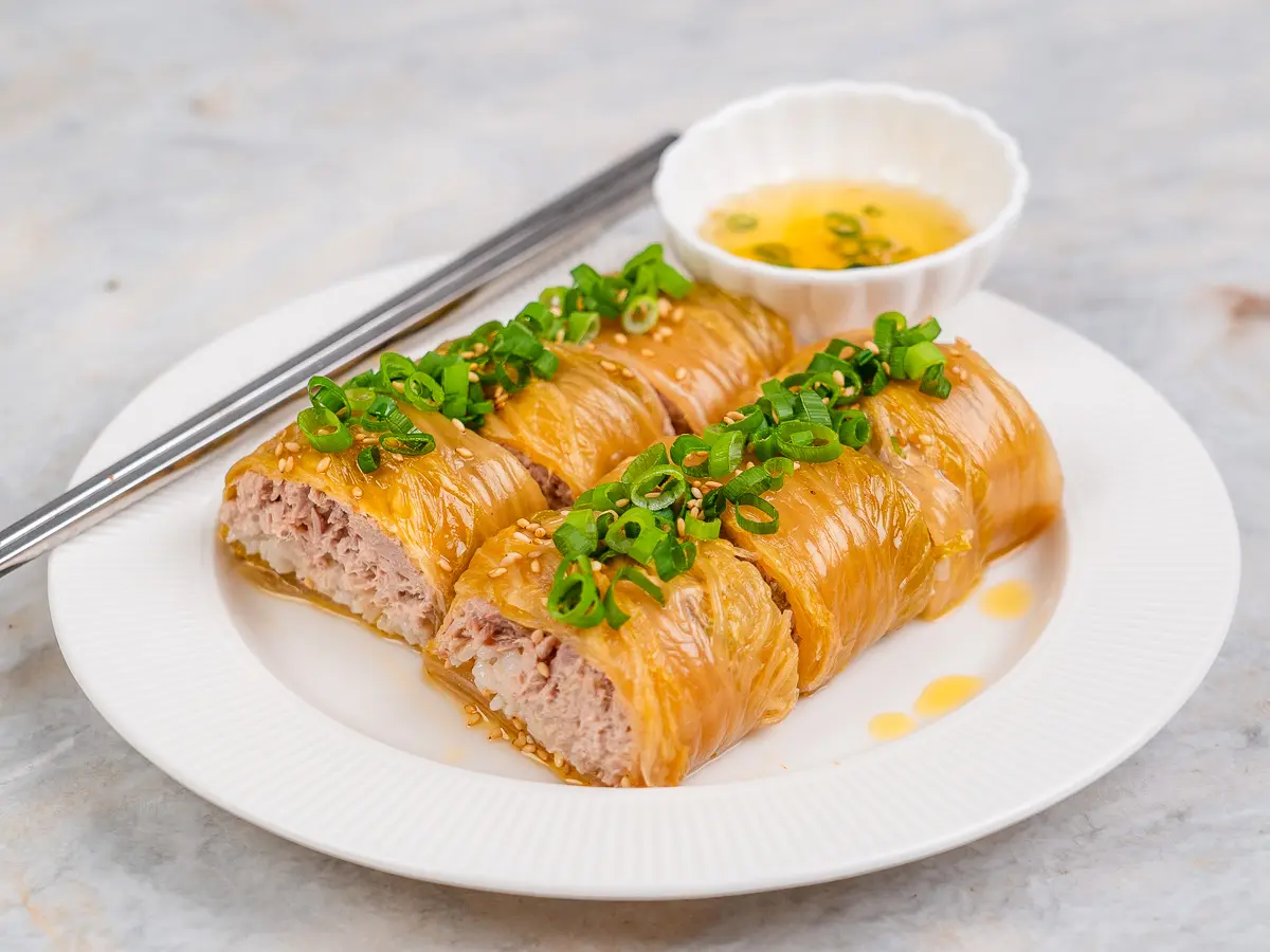 mukcham mari, kimchi kimbap, tuna mayo