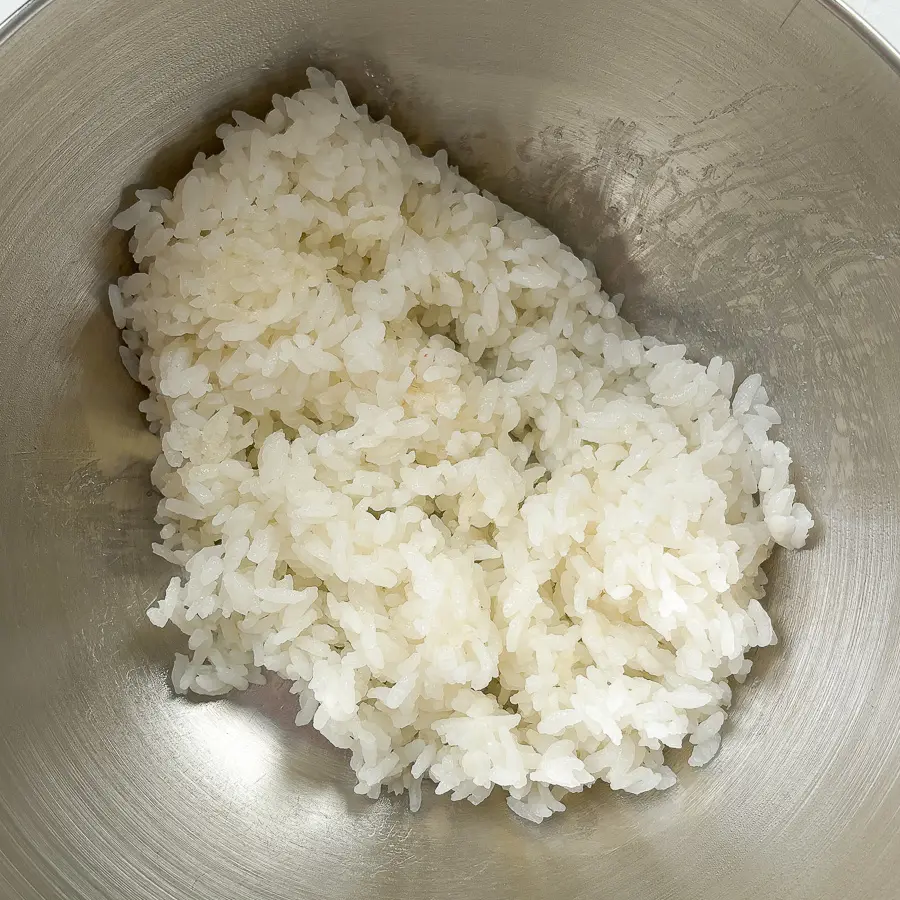 Mukcham Mari: Aged Kimchi Kimbap No Seaweed Needed! mukcham mari, kimchi kimbap, tuna mayo