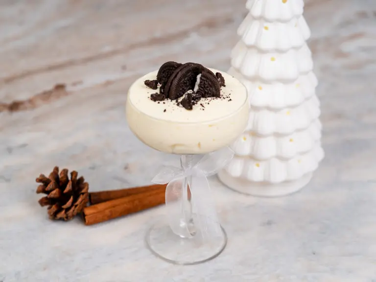 Oreo icebox cake recipe, oreo parfait, oreo trifle