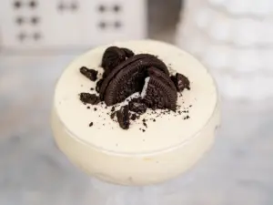 Easy Oreo Icebox Cake Parfaits: Elegant No-Bake Dessert Oreo icebox cake recipe, oreo parfait, oreo trifle