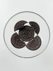 Easy Oreo Icebox Cake Parfaits: Elegant No-Bake Dessert Oreo icebox cake recipe, oreo parfait, oreo trifle