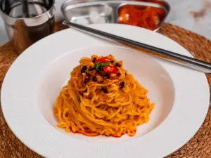 bibim mayo ramyeon, creamy ramen hack, ramyeon recipe