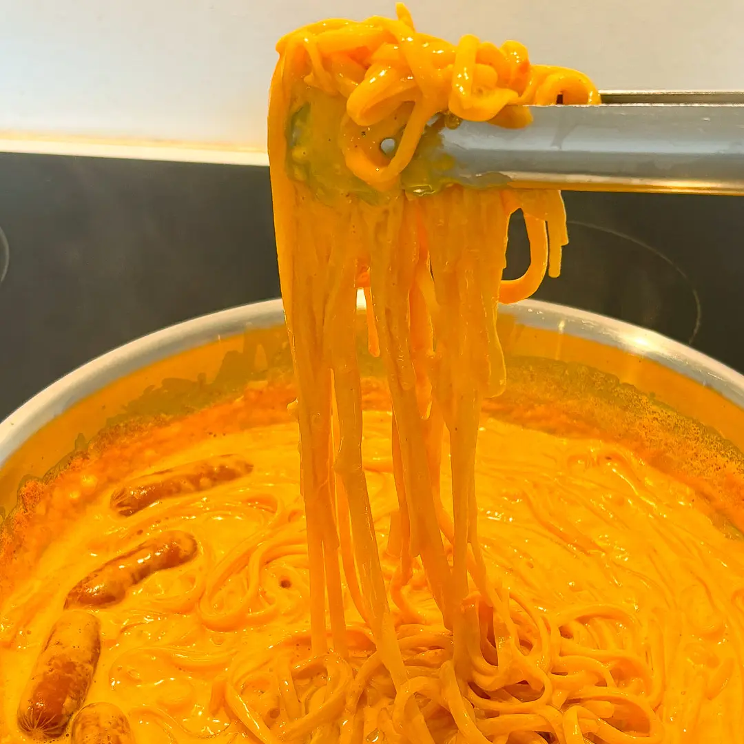 One-Pan Buldak Cream Pasta Recipe: Easy 15-Minute Meal buldak cream pasta 3