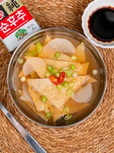 eomuk guk, Korean fish cake soup, easy fish cake soup recipe