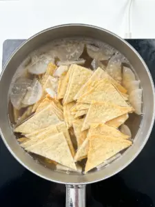 eomuk guk, Korean fish cake soup, easy fish cake soup recipe