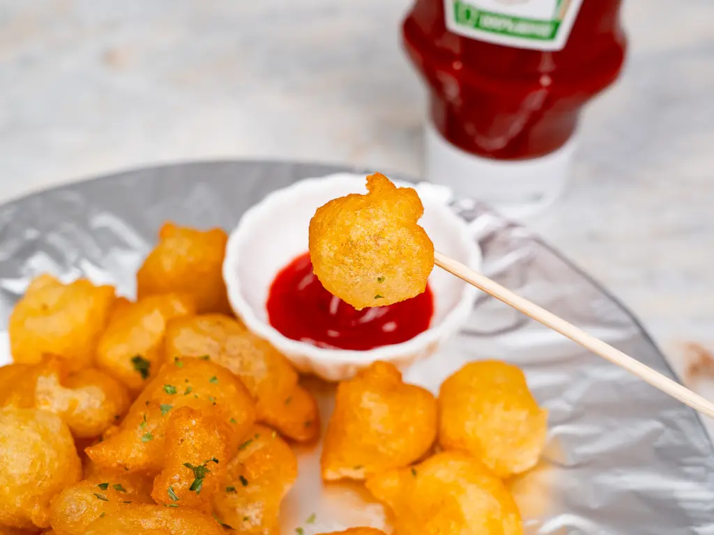 Gil-gamja: The Viral Korean Street Food, Crispy & Chewy Potato Fries Gil-gamja, Korean potato fries, Korean street food recipe