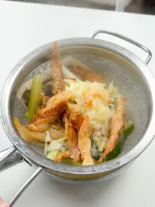 Brewmaster Yun's Dried Pollock Soup: The Best Korean Hangover Soup Culinary Class Wars Brewmaster Yun's Dried Pollock Soup recipe, dried pollock soup recipe, Korean hangover soup