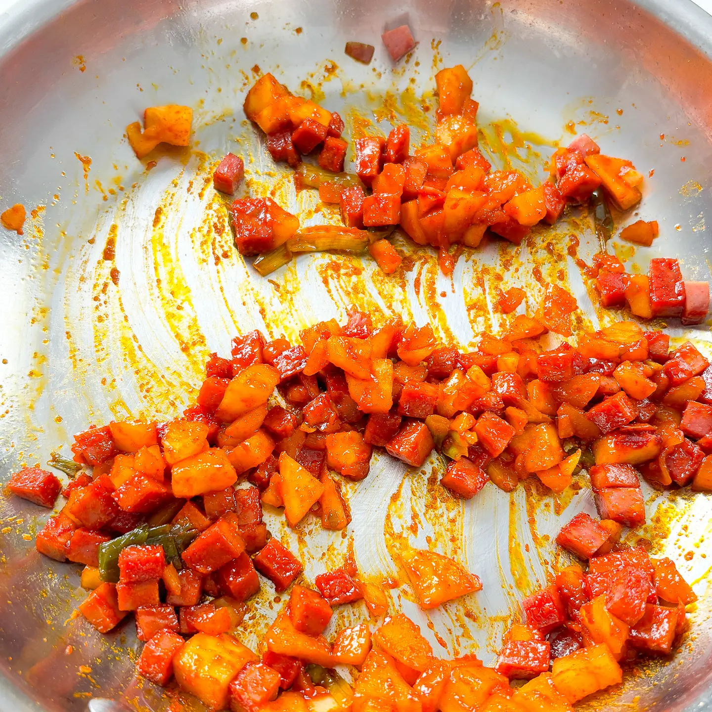 kkakdugi kimchi fried rice