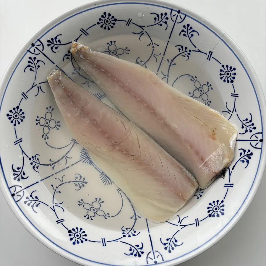 Korean Braised Mackerel recipe, Godeungeo Jorim, Braised Mackerel with Radish