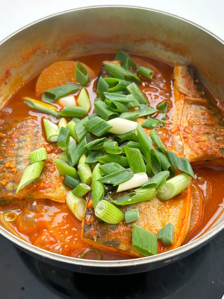 Korean Braised Mackerel recipe, Godeungeo Jorim, Braised Mackerel with Radish