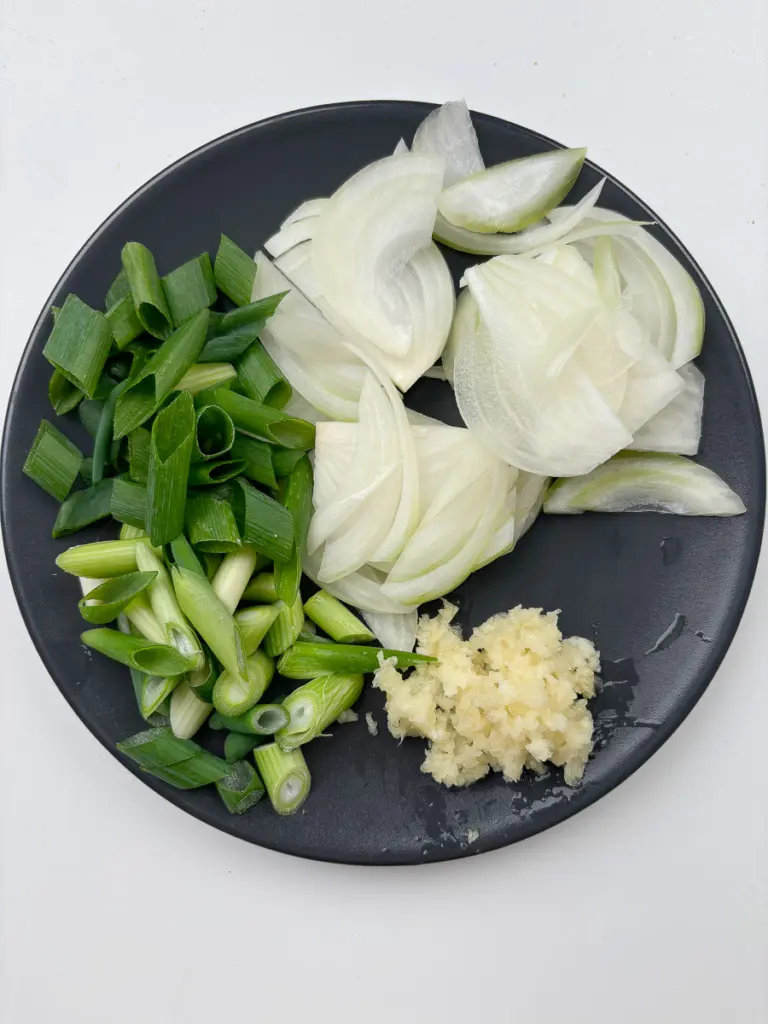 Korean Braised Mackerel recipe, Godeungeo Jorim, Braised Mackerel with Radish