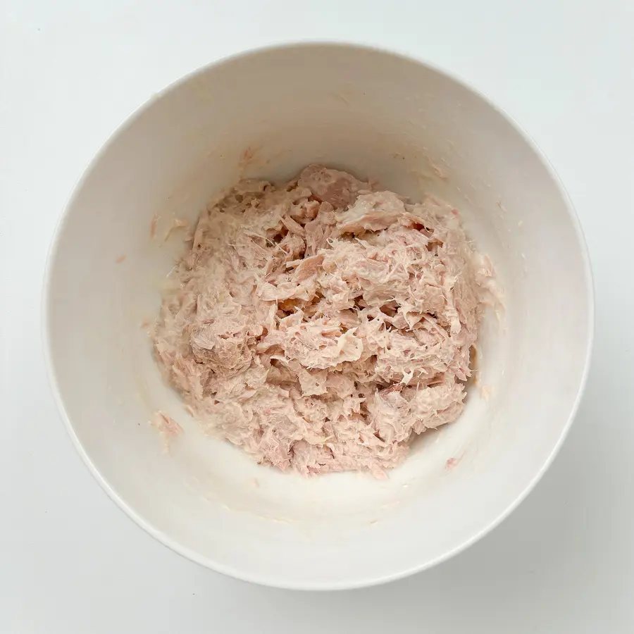 Tuna mayo rice bowl, Tuna mayo deopbap, Korean rice bowl recipe