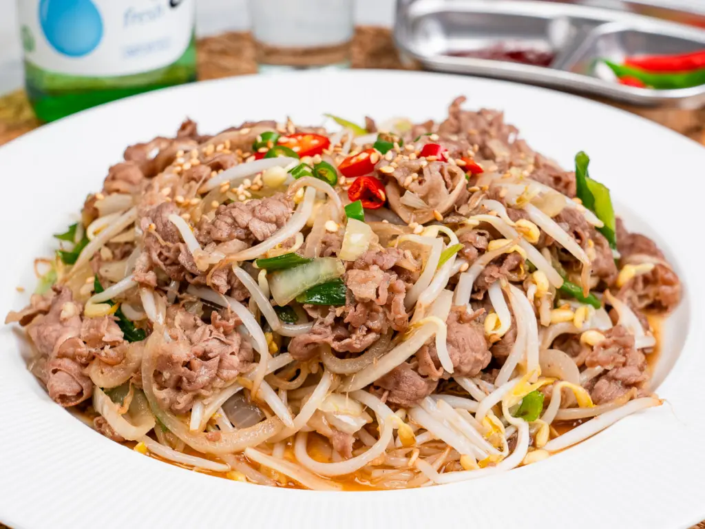 10 BTS V’s Favorite Food - Korean Food Taehyung Loves Stir fried beef brisket with bean sprouts, ready in just 10 minutes