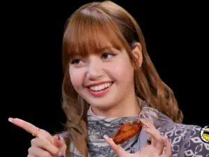 Lisa’s favorite food, Lisa from blackpink, lisa in black pink