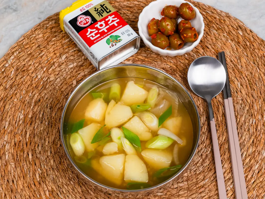15-Minute Easy Korean Potato Soup Recipe (Gamja guk): No Cream! Korean potato soup recipe, easy Korean soup recipe, potato soup without cream
