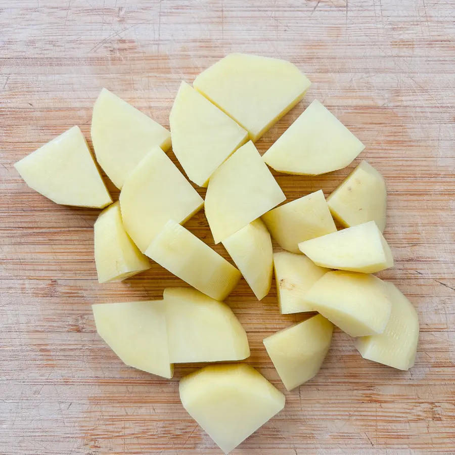 15-Minute Easy Korean Potato Soup Recipe (Gamja guk): No Cream! Korean potato soup recipe, easy Korean soup recipe, potato soup without cream