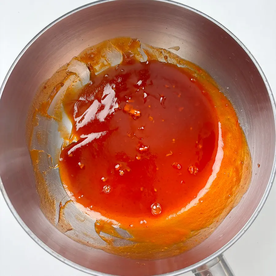 Ramyun ttang, fried ramen noodles, Korean ramen snack