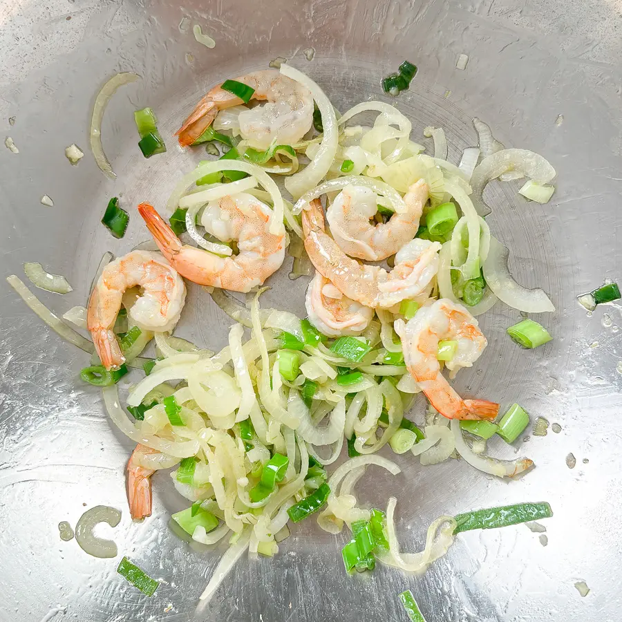 Korean shrimp yaki udon recipe, seafood udon stir fry, stir fried udon recipe