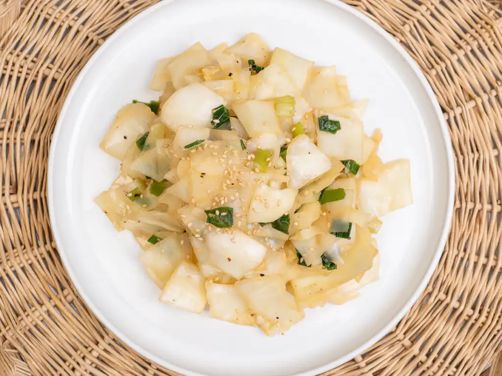 Korean Cabbage Stir Fry: A K-Celebrity's -10kg Secret