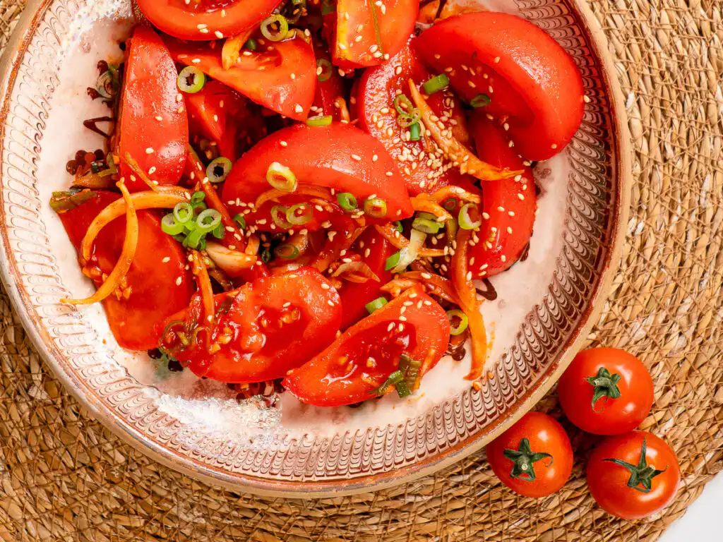 Tomato Kimchi Recipe: No Fermentation, Ready in 10 Minutes tomato kimchi recipe wellness plate