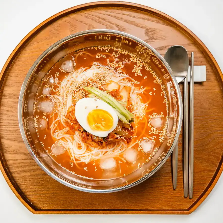 Grandma's Kimchi Korean Cold Noodles - Kimchi Mari Guksu Just 10minutes recipe: Korean cold noodles with kimchi