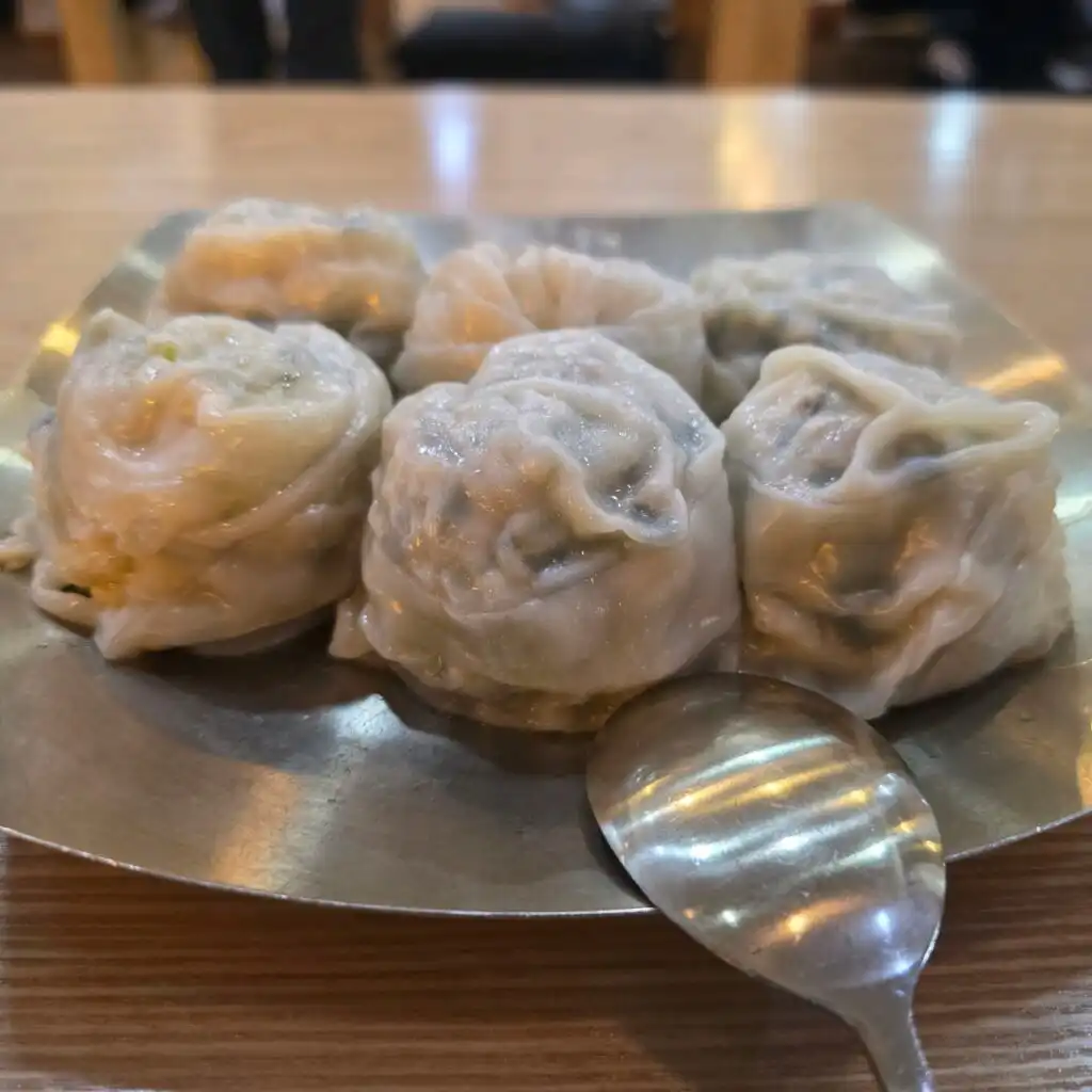 5 Best Naengmyeon in Seoul: local Korean Cold Noodle Spots You should order when you go to Korean cold noodles restaurants