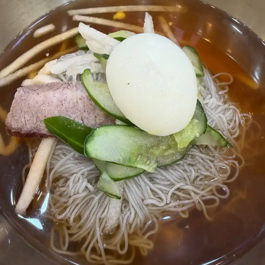5 Best Naengmyeon in Seoul: local Korean Cold Noodle Spots mul-naengmyeon without dadaegi: Korean cold noodles