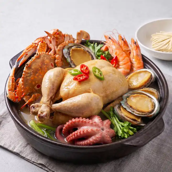 Top 10 Korean Summer Foods During Boknal (Sambok) haesintang: Korean boknal food