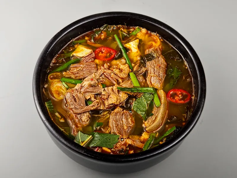 Top 10 Korean Summer Foods During Boknal (Sambok) Black goat stew served as a boknal specialty