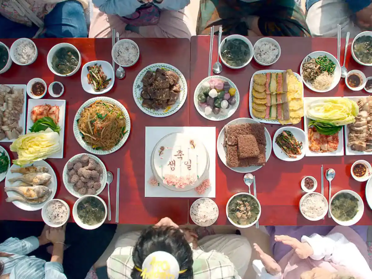 Korean Food in Our Sticky Love: Every Korean Food & Drink Our Sticky Love traditional Korean birthday table with miyeok-guk and rice