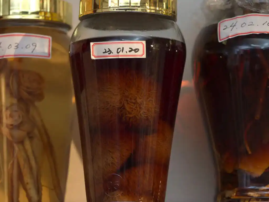 Korean Food in Our Sticky Love: Every Korean Food & Drink Our Sticky Love damgeum-ju Korean infused liquor with wild ginseng