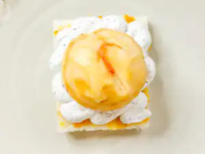 Earl Grey Peach Sando: Korean Cafe Fruit Sandwich place the whole peach in the center of the milk bread for Korean fruit sandwich
