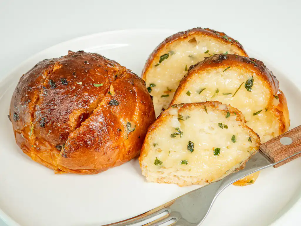Korean Sweet Garlic Bread with Dinner Rolls: No Cream Cheese, Air Fryer Korean sweet garlic bread with a glass of iced americano is the best pairing.