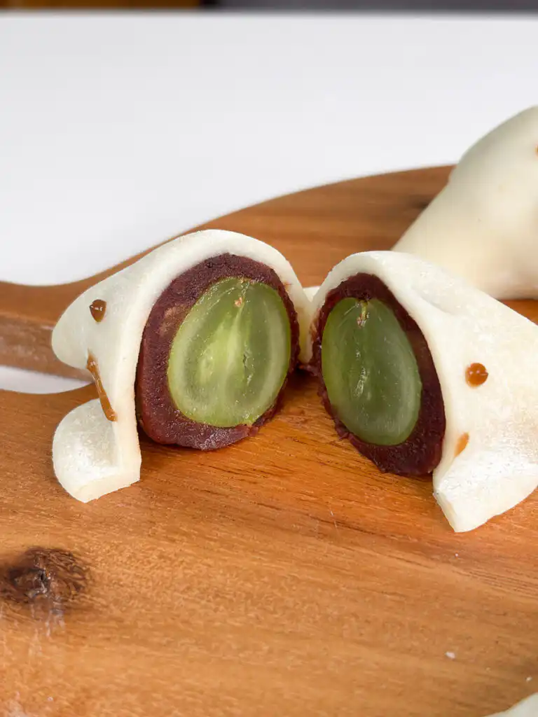 Halloween Ghost Mochi with Shine Muscat, 15-Min Microwave Juicy Shine Muscat grape inside a bitten mochi