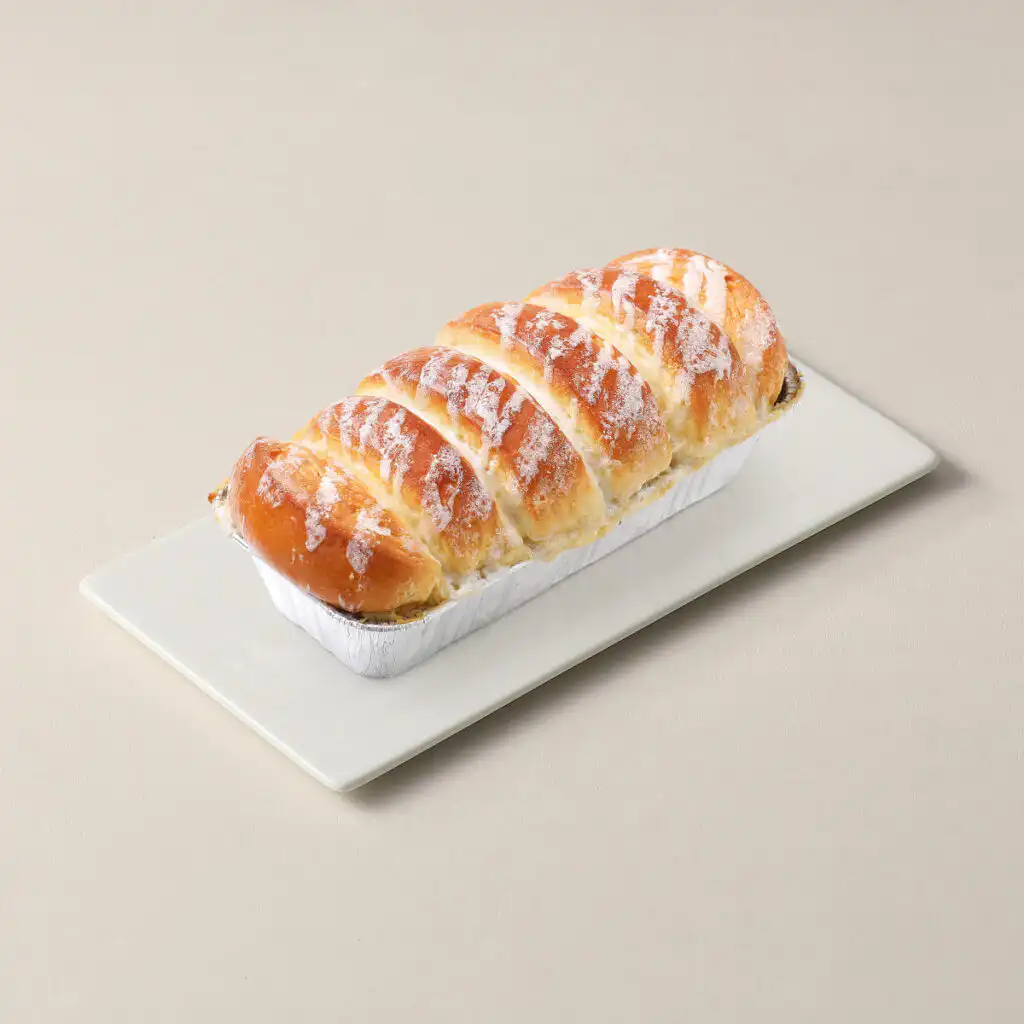 Condensed milk bread, the best Paris Baguette bread for many Koreans, with condensed milk between soft layers